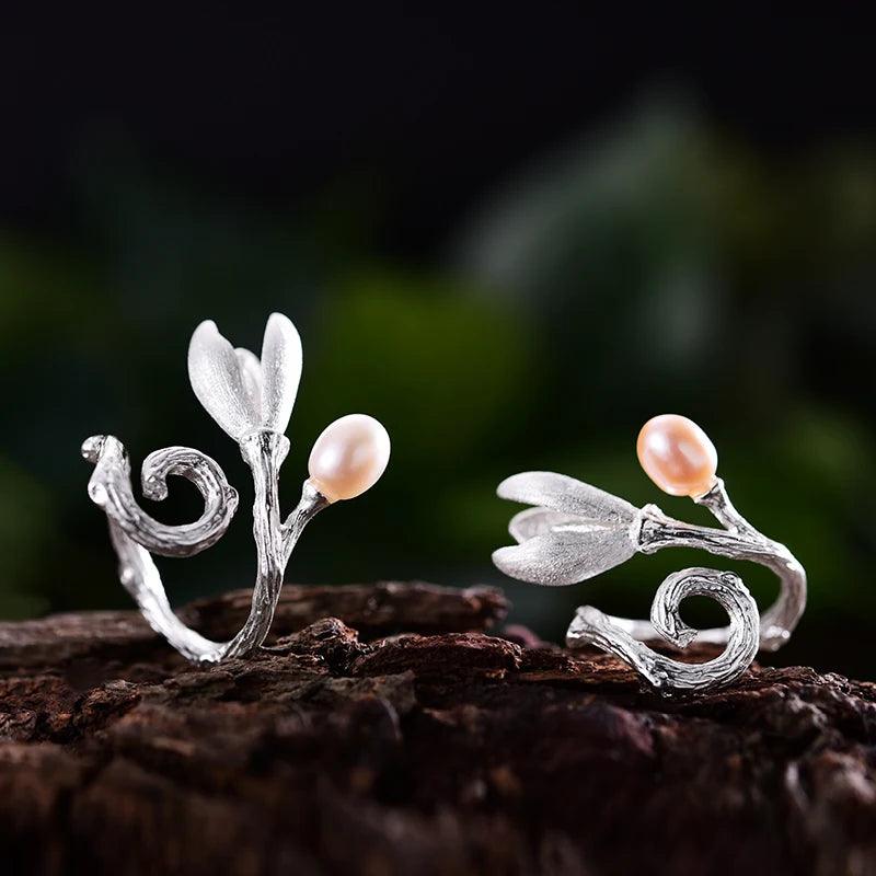 Bague ajustable fleur de magnolia | Argent 925 perle naturelle