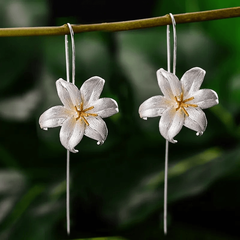 Boucles d'oreilles Lily Flower | Argent 925 détails plaqué Or 18K