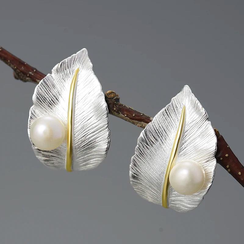 Boucles d'oreilles perle sur feuille nouvelle | Argent 925 détails plaqué Or 18K