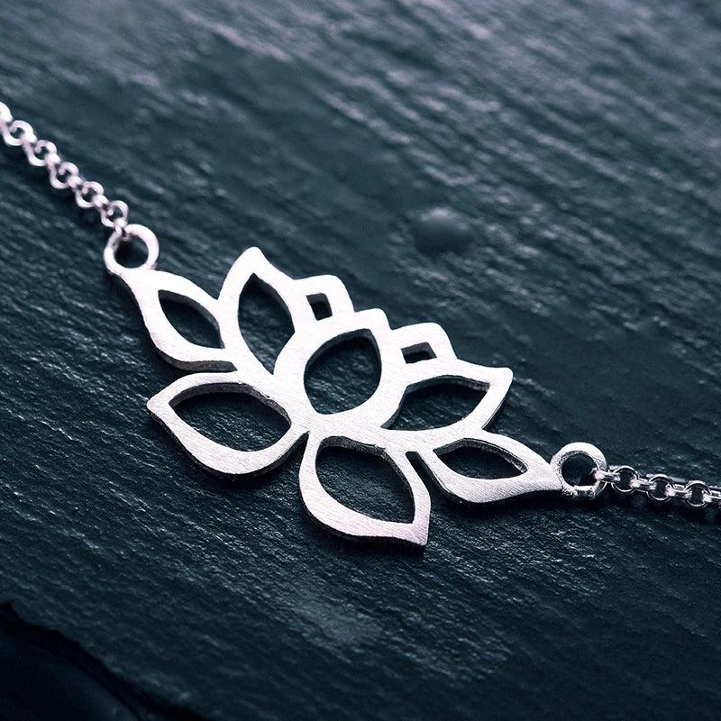 Bracelet ajustable fleur de lotus | Argent 925 détails plaqué Or 18K